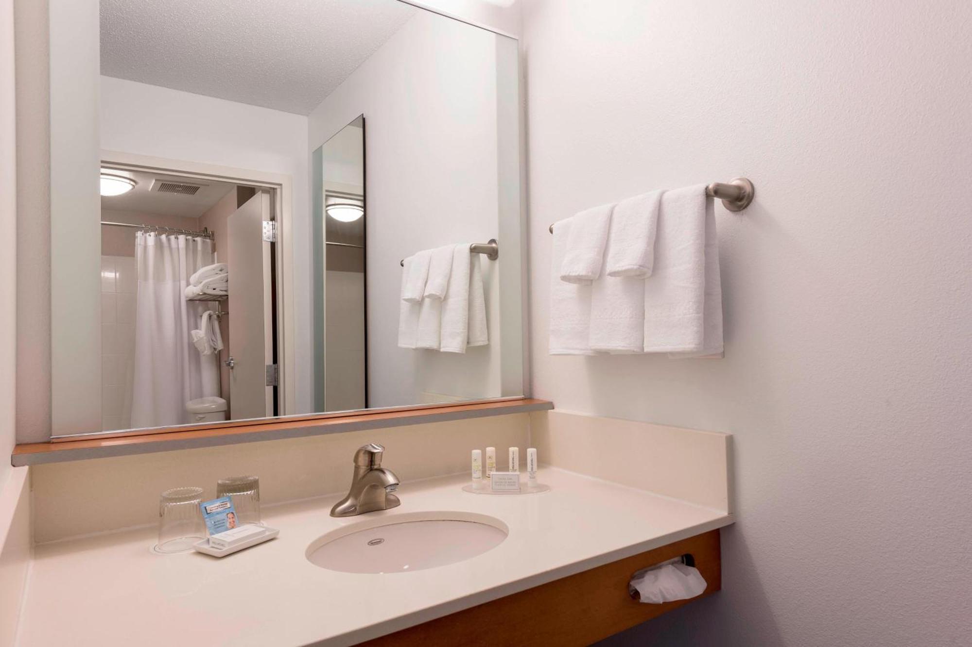 SpringHill Suites Detroit Auburn Hills Buitenkant foto