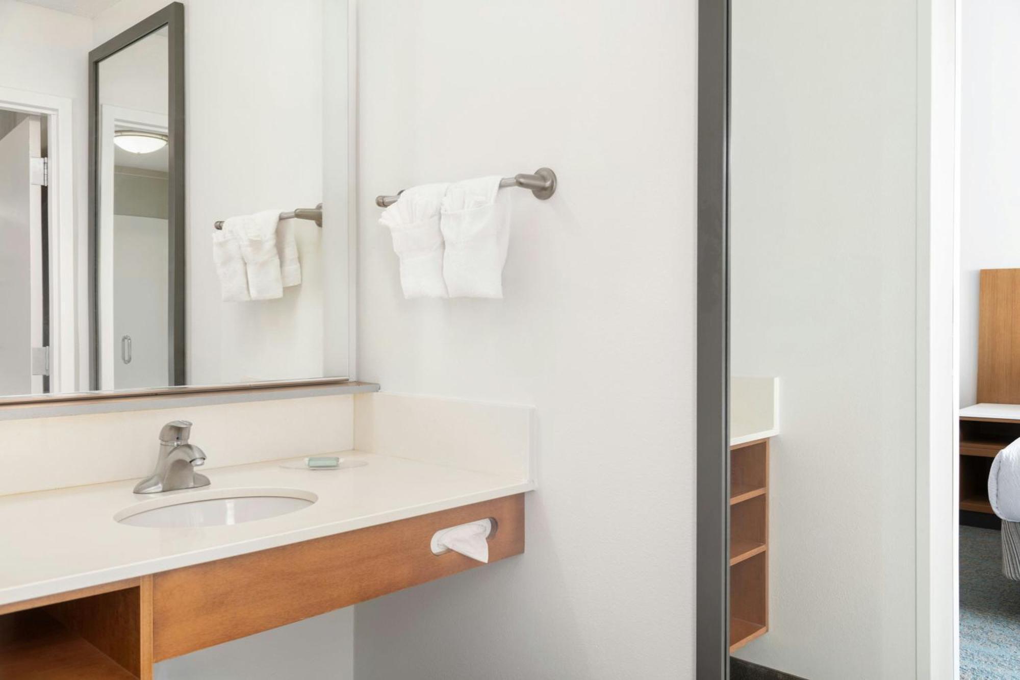 SpringHill Suites Detroit Auburn Hills Buitenkant foto